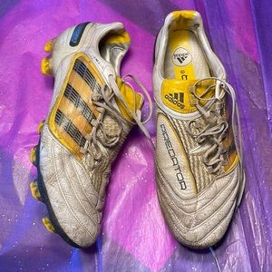 Mens Adidas Predator Soccer Cleats Size 11 US